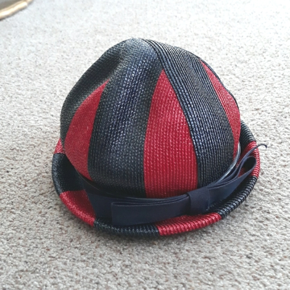 Vintage lilly dache DEBS stripe hat